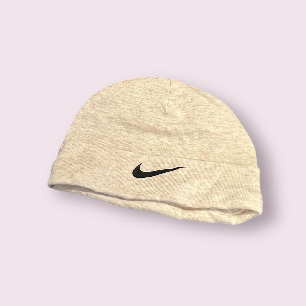 Set of Three Baby Nike Outfits With Matching Hats Size 3 Months and 6 Months - Picture 8 of 11